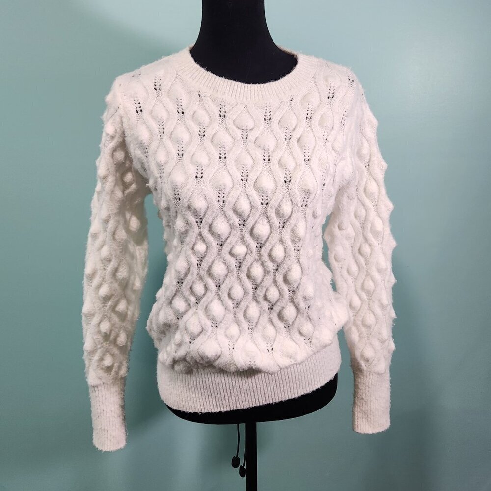Theo & Spence Womens White Crewneck Pullover Sweater Size Small
Lot F
